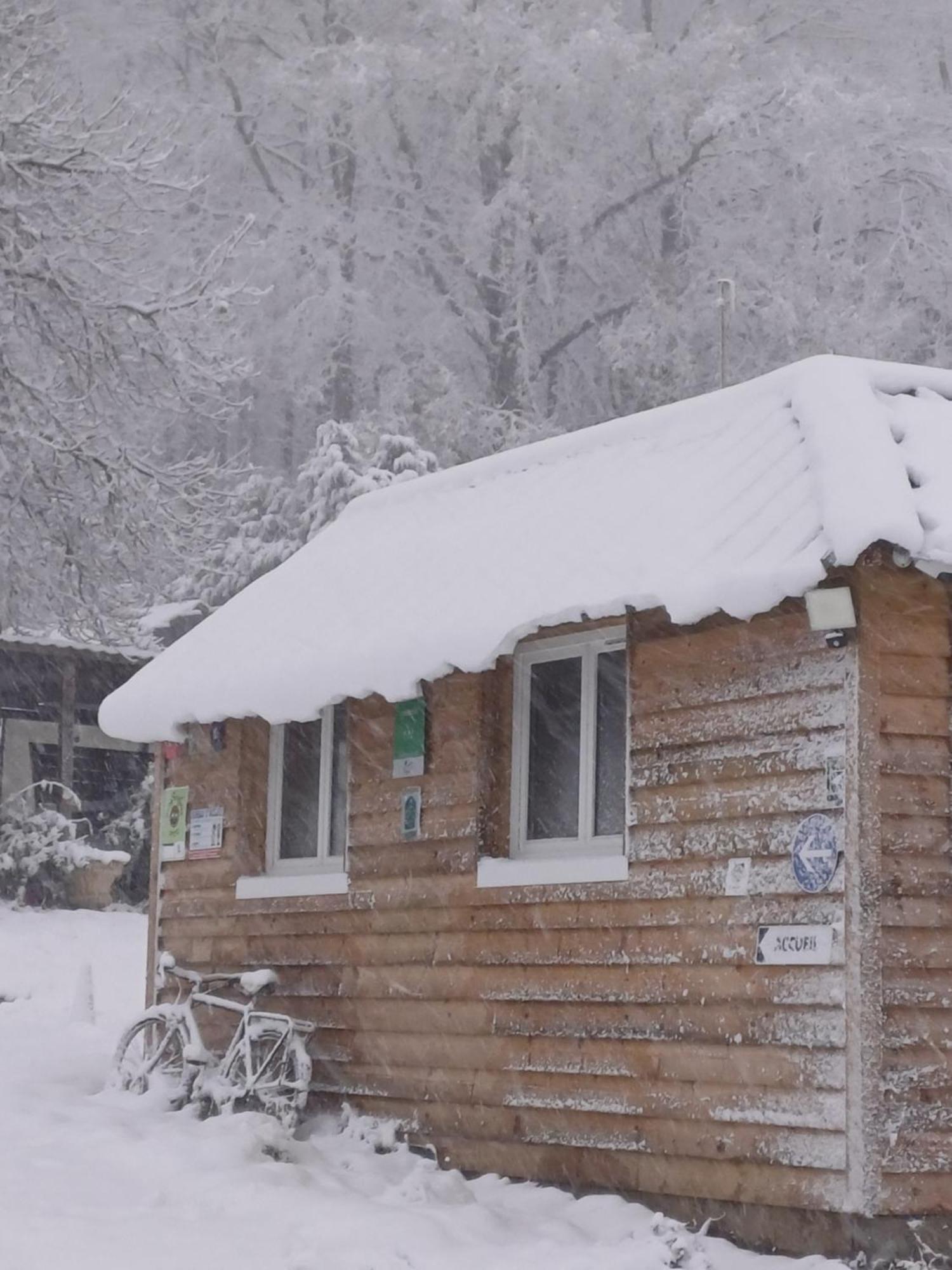Camping Le Bois Jahan Brunelles Dış mekan fotoğraf